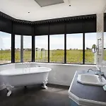 Gæstehus Chateau La Rose Perriere 3*