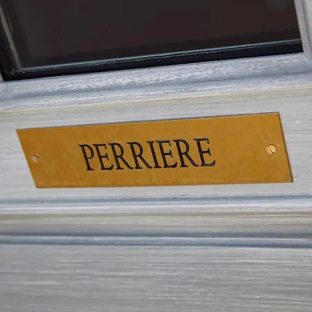 Chateau La Rose Perriere Konukevi 3*