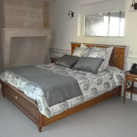 Chateau La Rose Perriere 3*